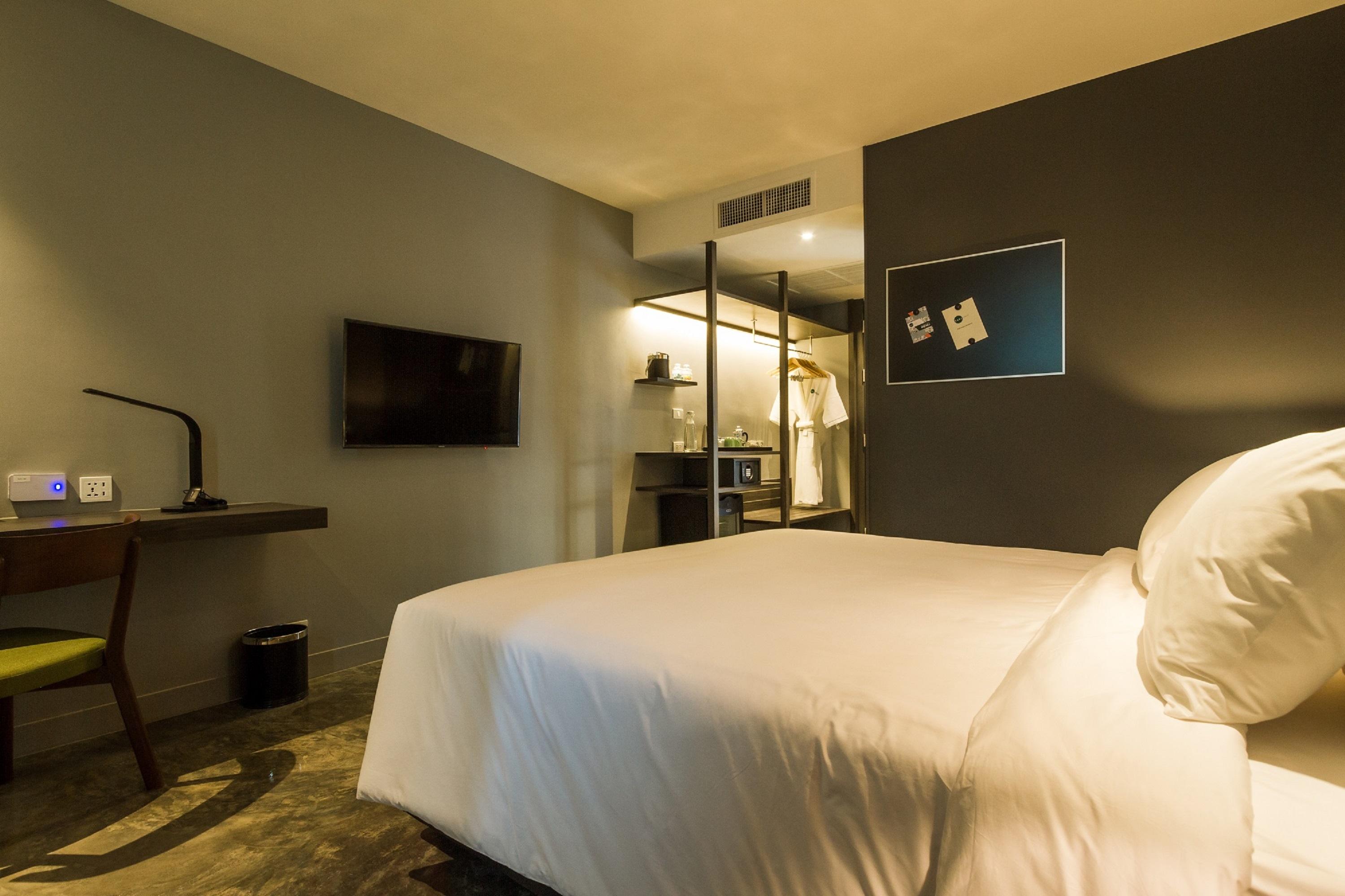 Zazz Urban Bangkok Hotel Exterior photo